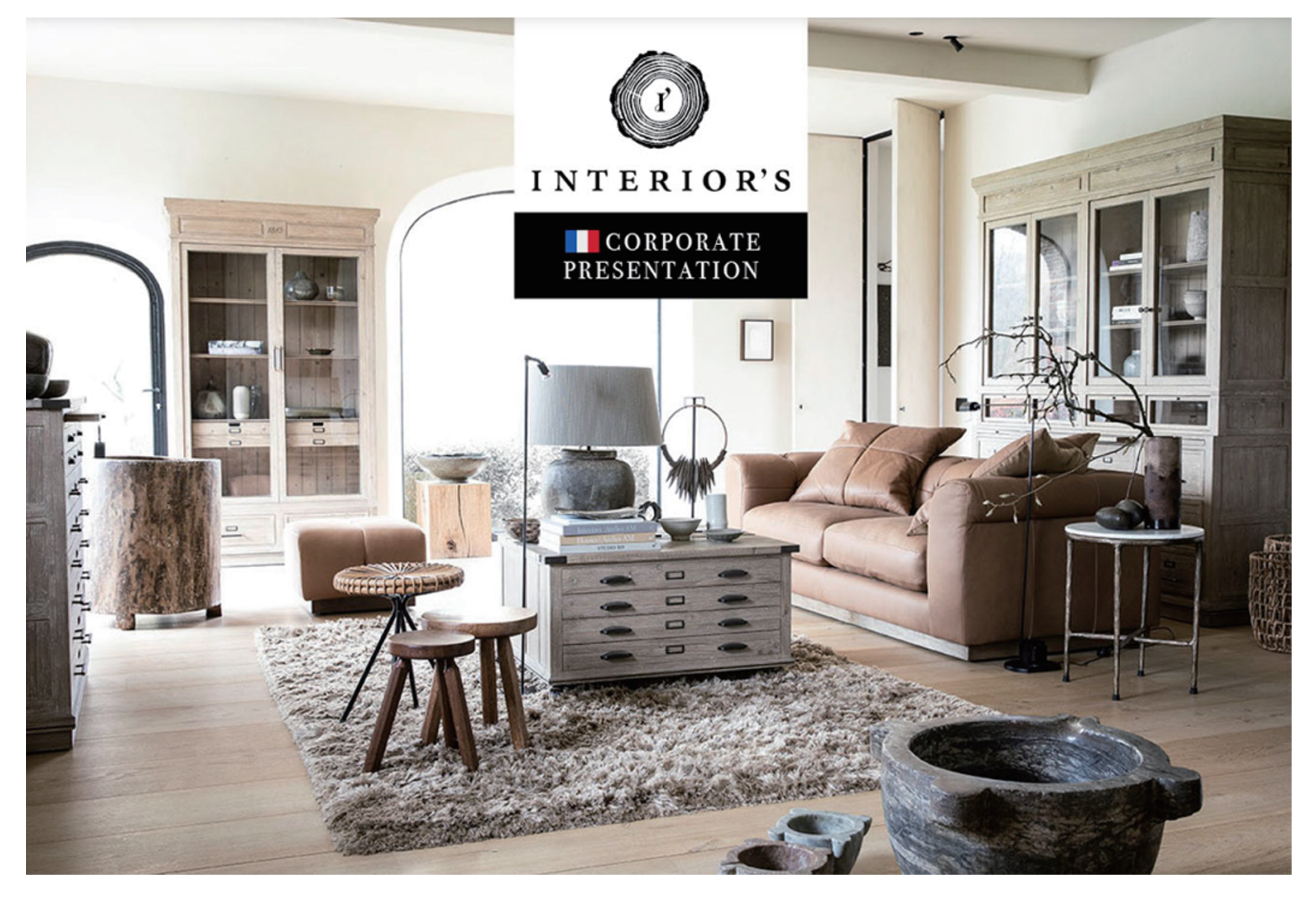 인테리어스 - More than furniture, a French heritage